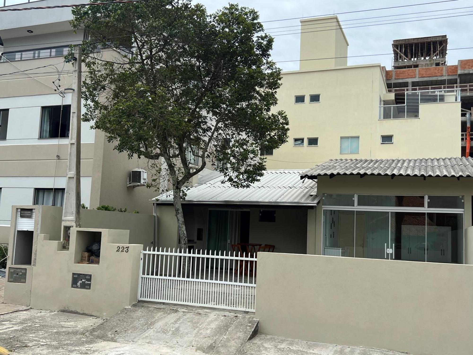 Casa Entre Dois Mares - Casa Bege Villa Bombinhas Exterior photo